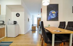 Torus Apartments
